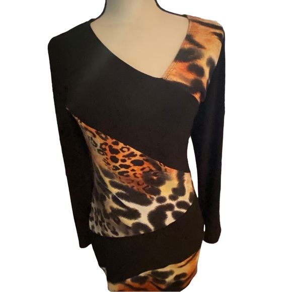 Frank Lyman Women’s Tunic (8) - Picture 2 of 6